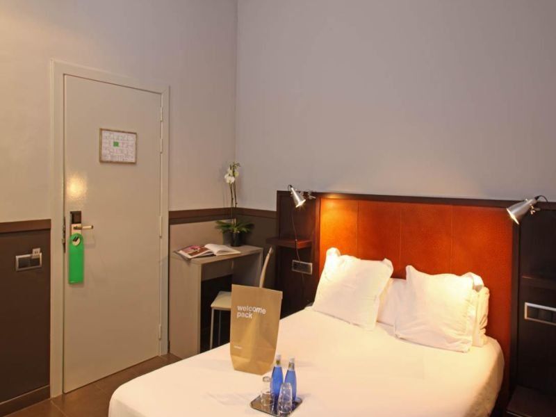 Chic & Basic Zoo Barcellona